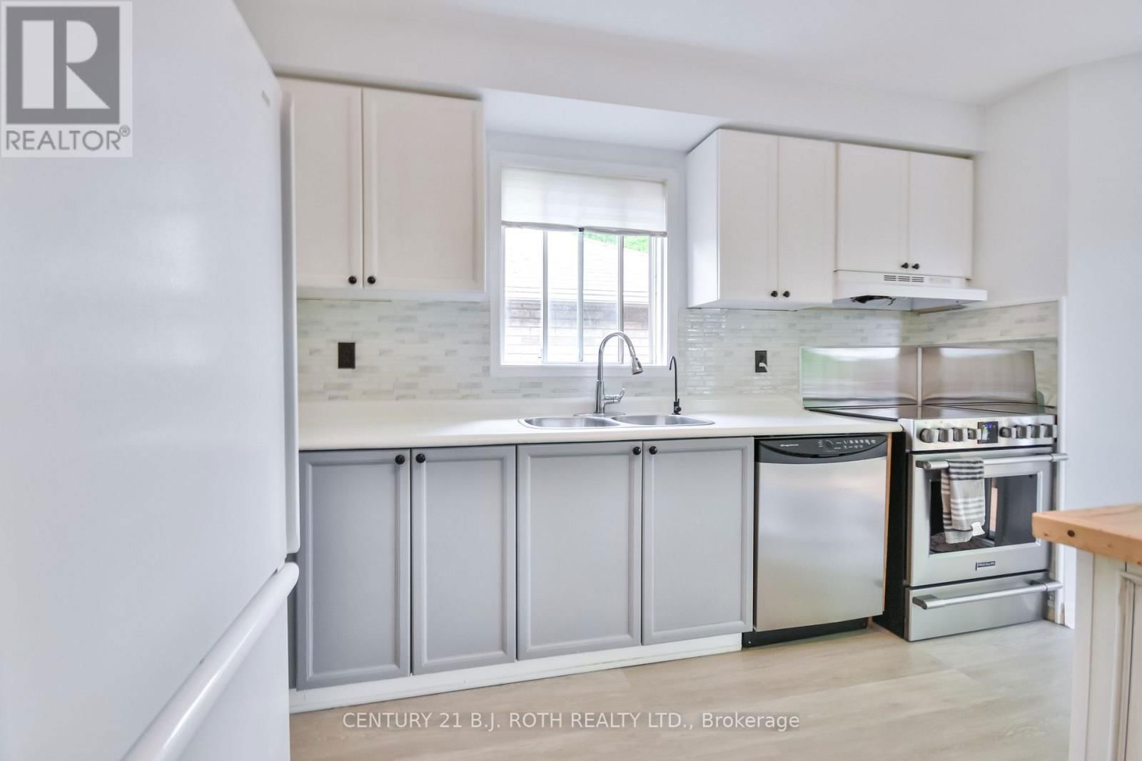 37 NICHOLSON DRIVE Image 12