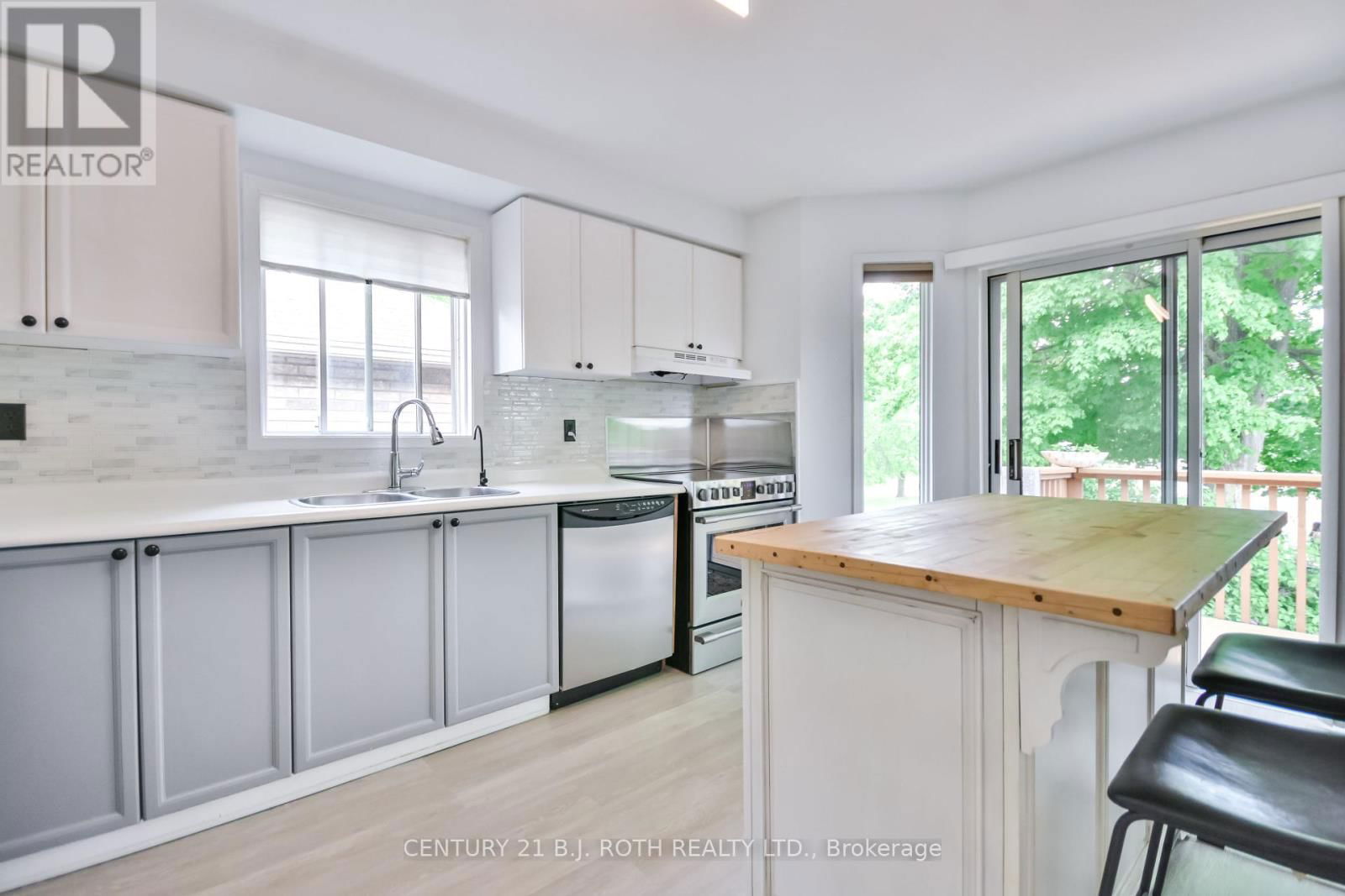 37 NICHOLSON DRIVE Image 15