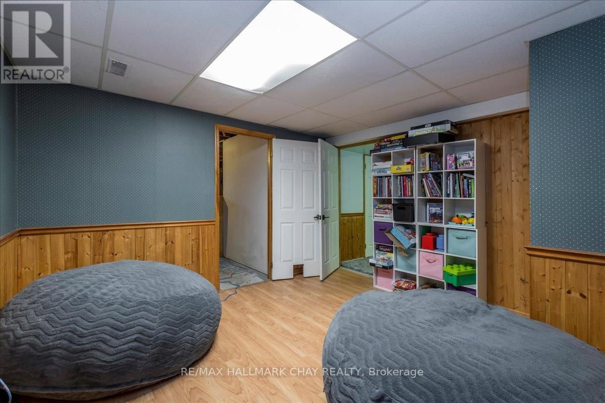 4049 BAYVIEW AVENUE Image 14