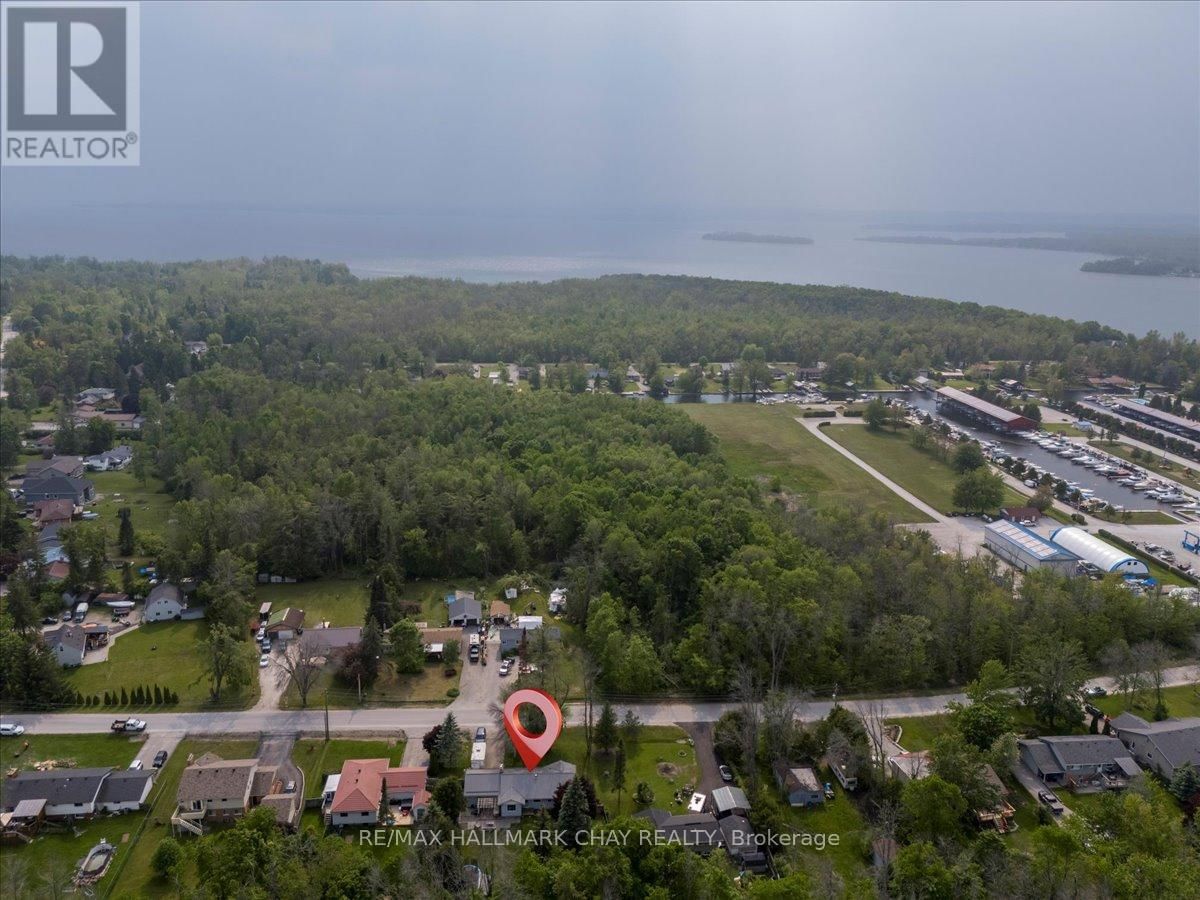 4049 BAYVIEW AVENUE Image 23