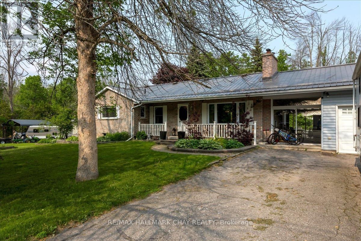 4049 BAYVIEW AVENUE Image 29