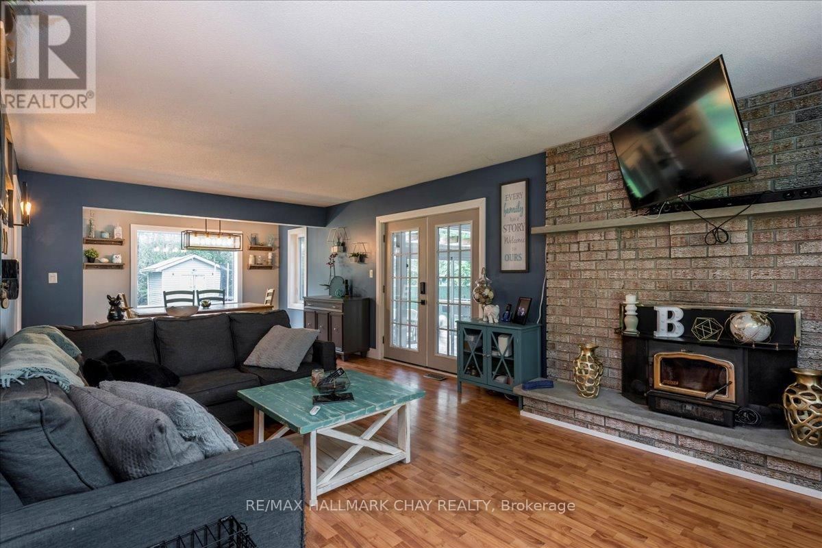 4049 BAYVIEW AVENUE Image 5