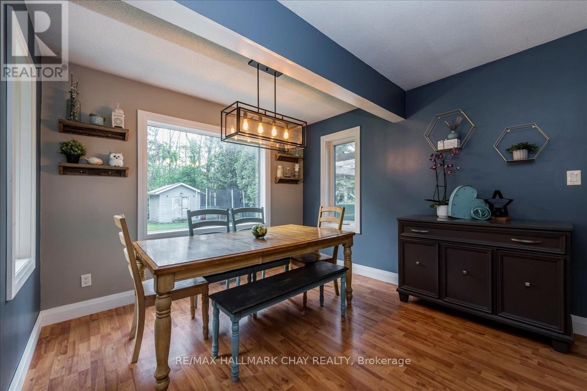 4049 BAYVIEW AVENUE Image 6