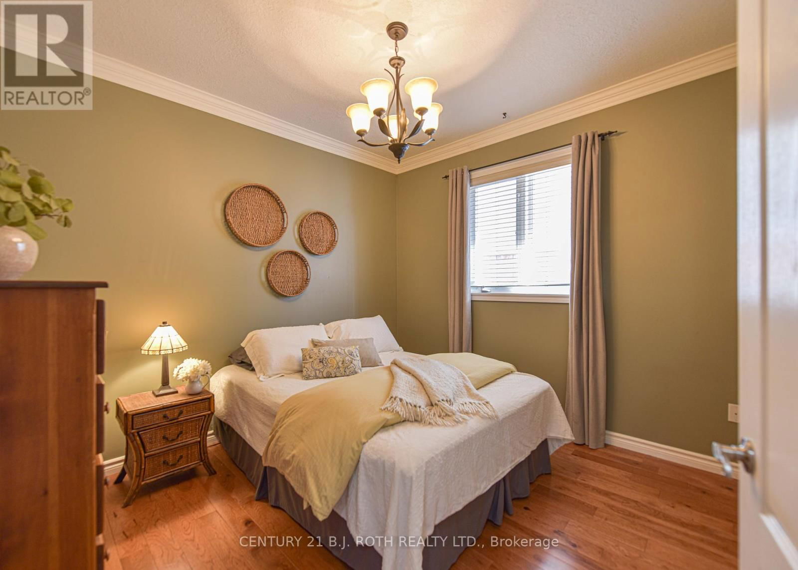 37 TANGLEWOOD CRESCENT Image 23