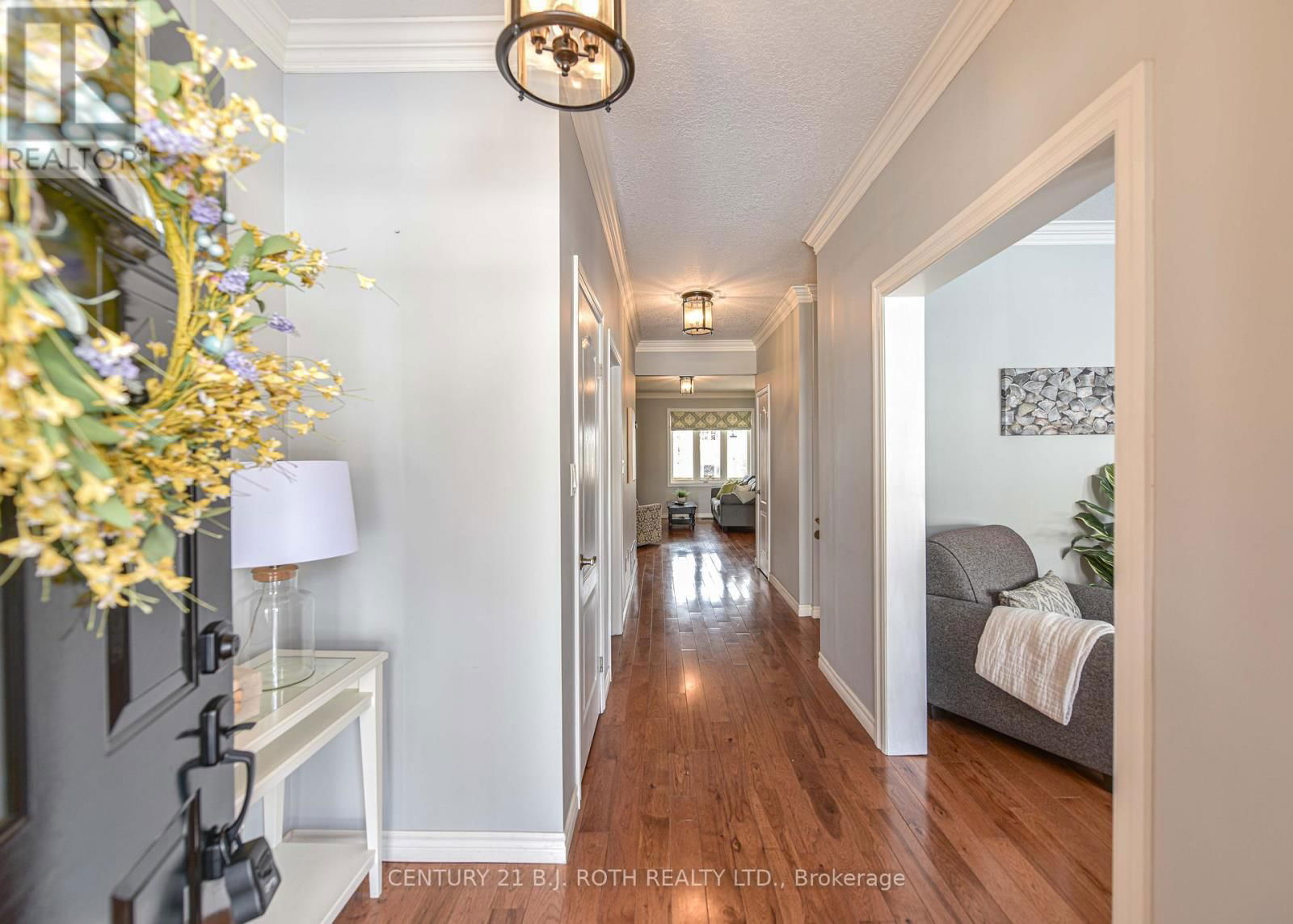 37 TANGLEWOOD CRESCENT Image 9