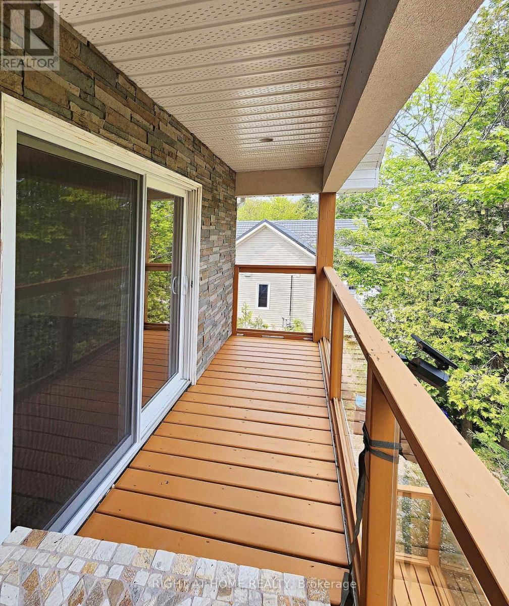 2384 CHAMPLAIN ROAD Image 15