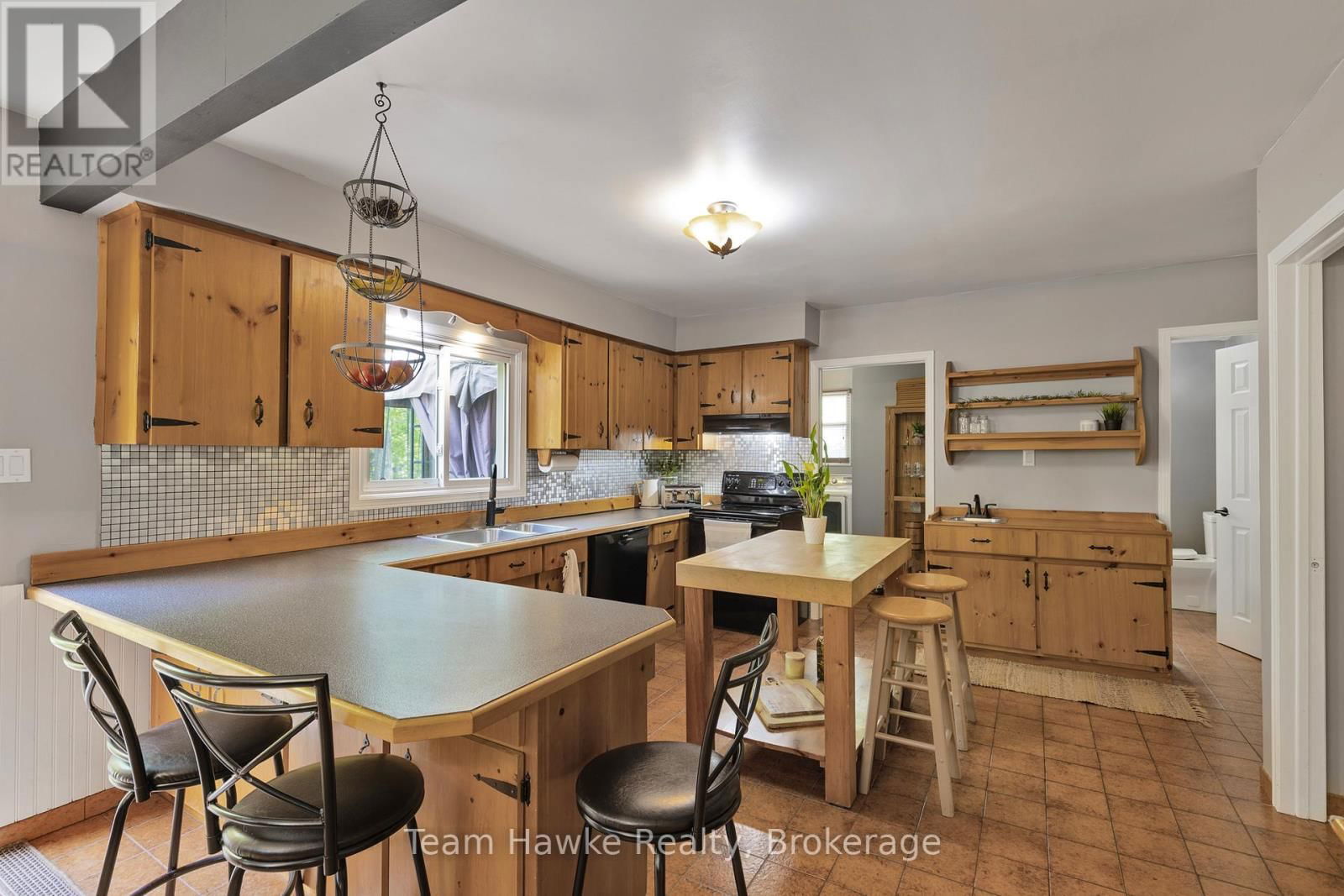 22 CABELL ROAD Image 14