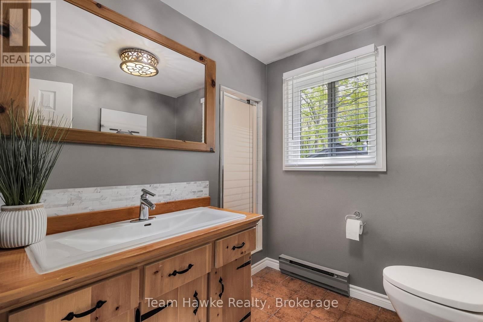 22 CABELL ROAD Image 17