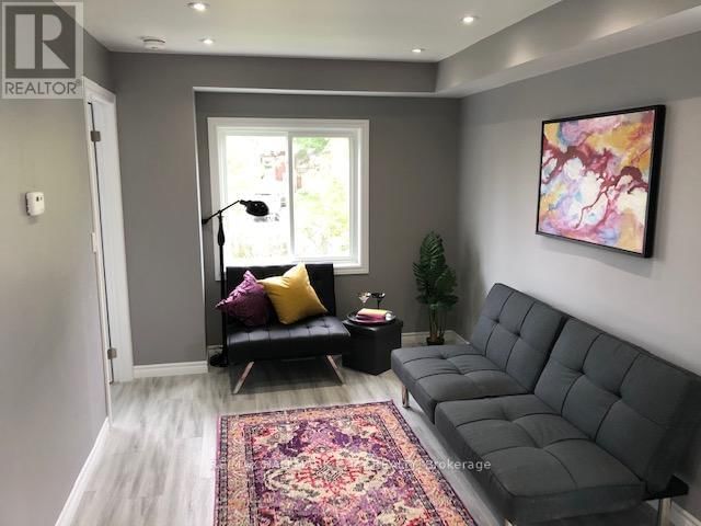 1, 2, C - 12 DUFFERIN STREET Image 5