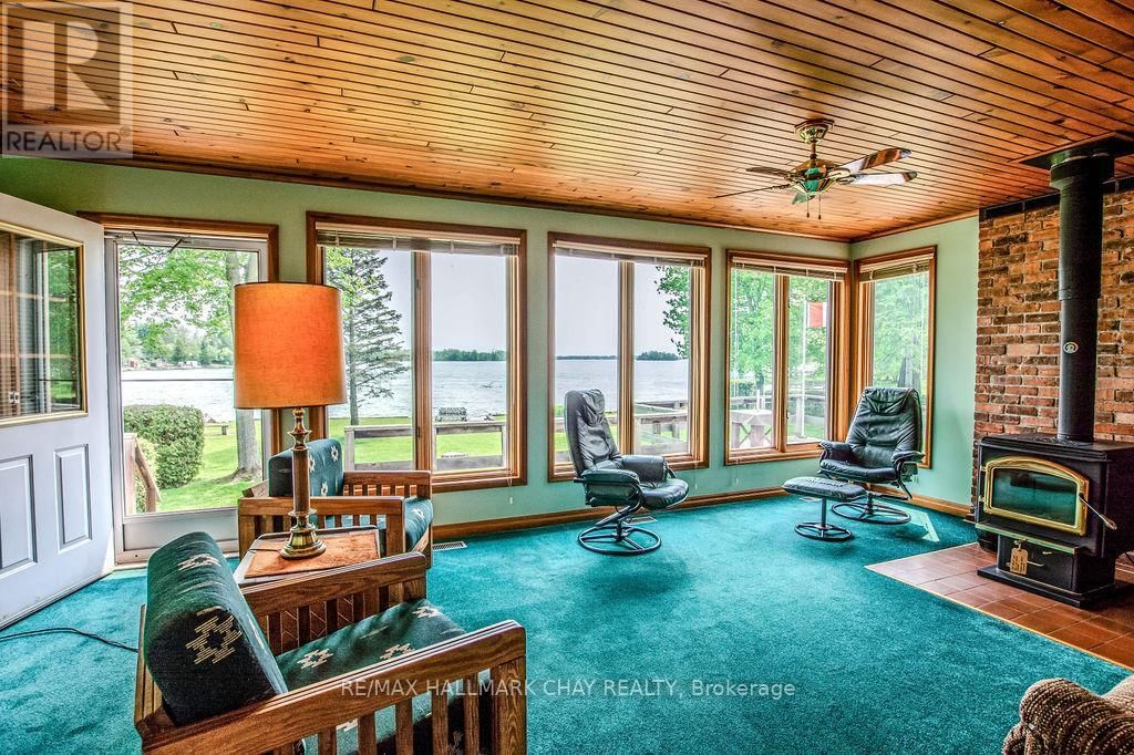 5566 GRAY'S BAY ROAD Image 20