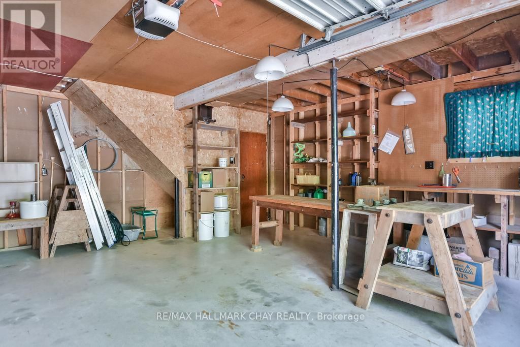 5566 GRAY'S BAY ROAD Image 26