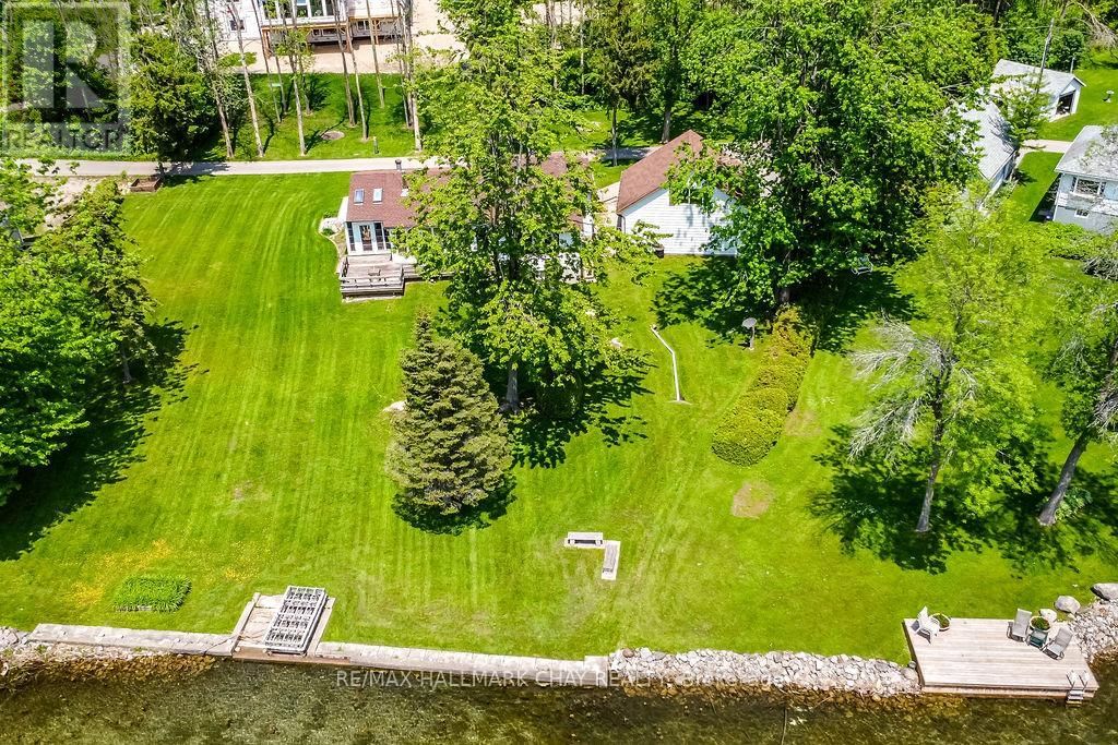 5566 GRAY'S BAY ROAD Image 35