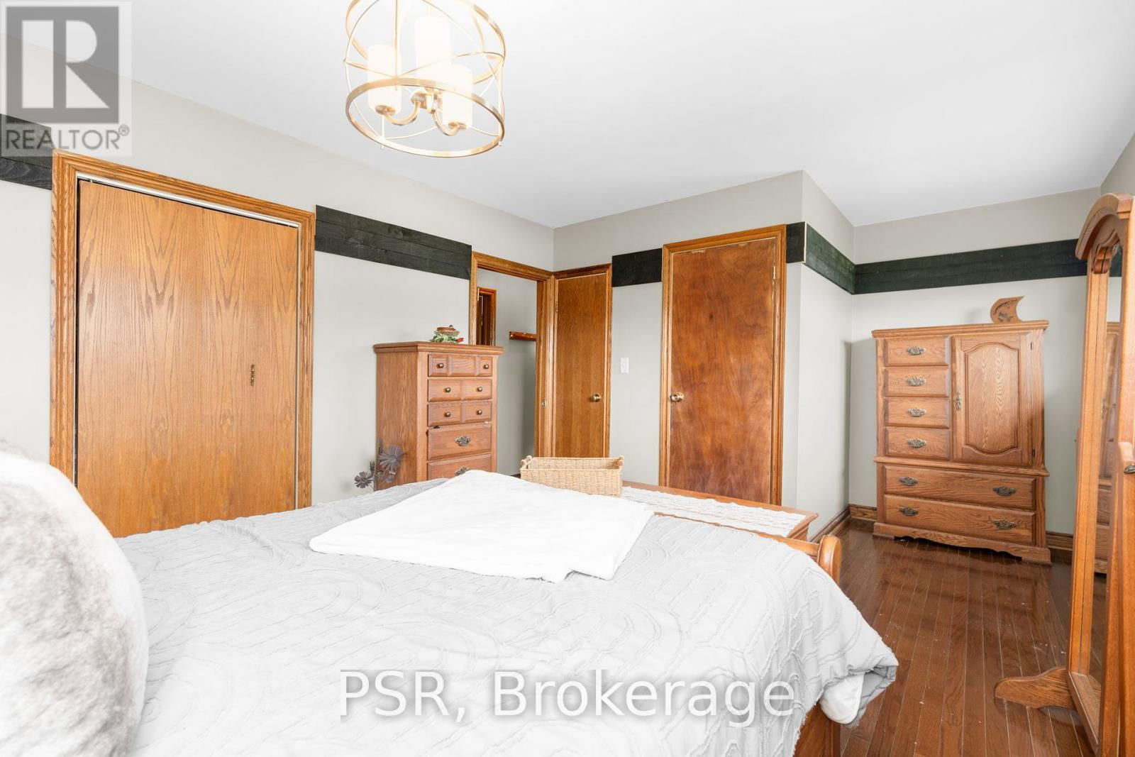 206 WILLIAM STREET Image 16