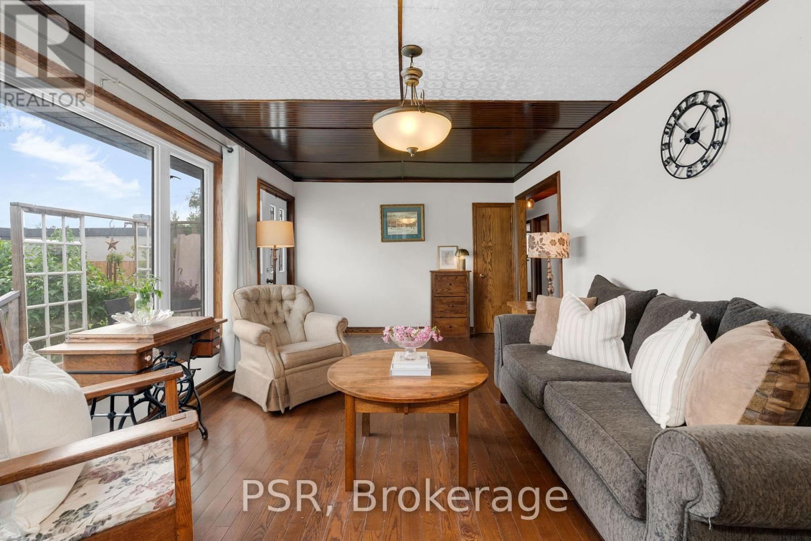 206 WILLIAM STREET Image 4
