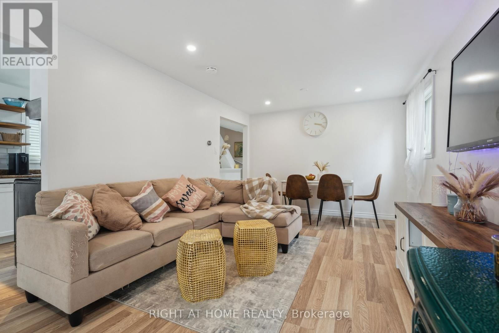54 SHAKESPEARE CRESCENT Image 20