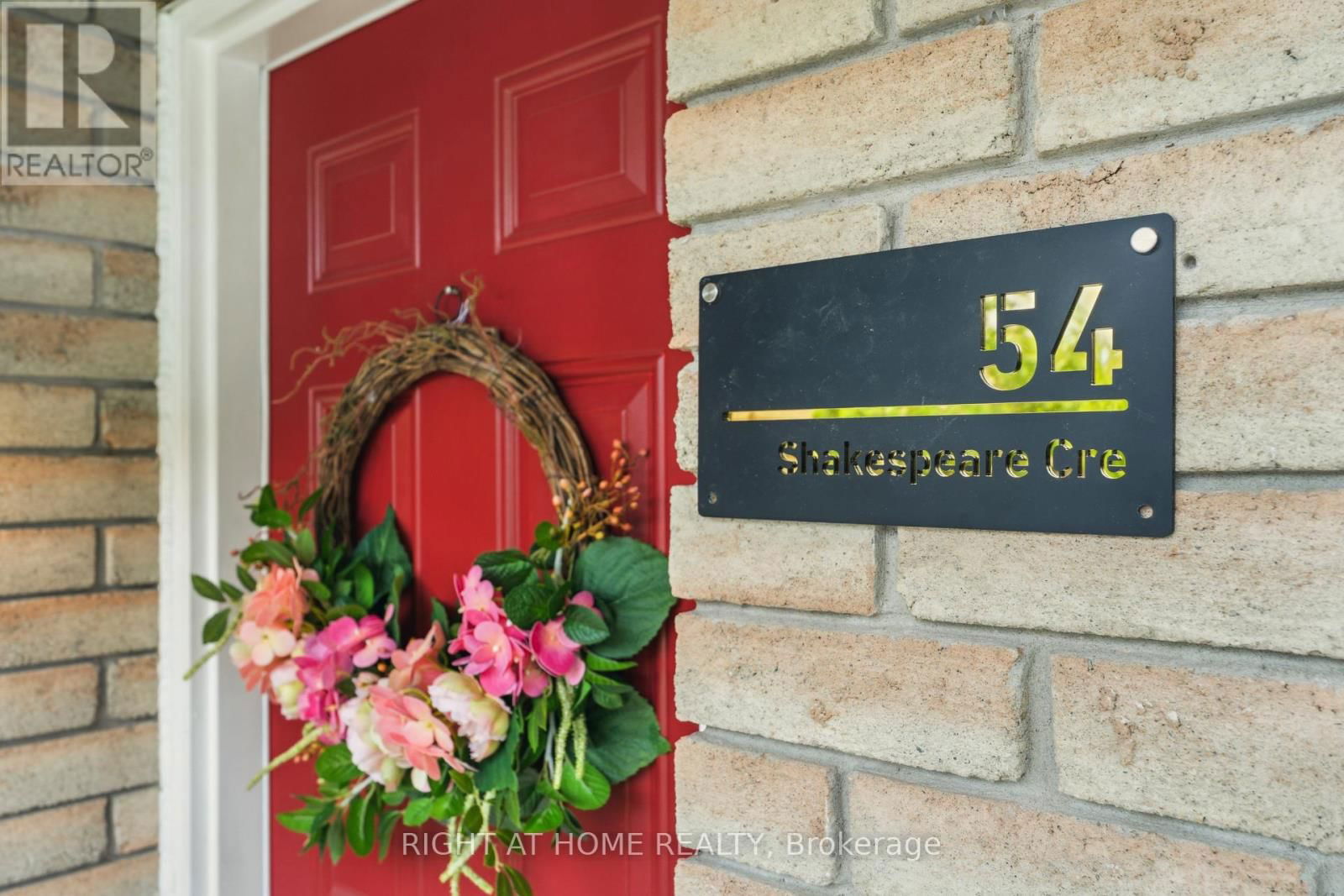 54 SHAKESPEARE CRESCENT Image 6