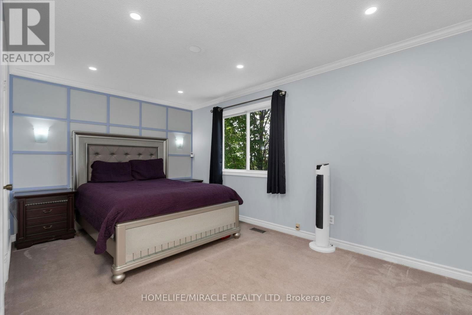 392 LIVINGSTONE STREET WEST Image 19