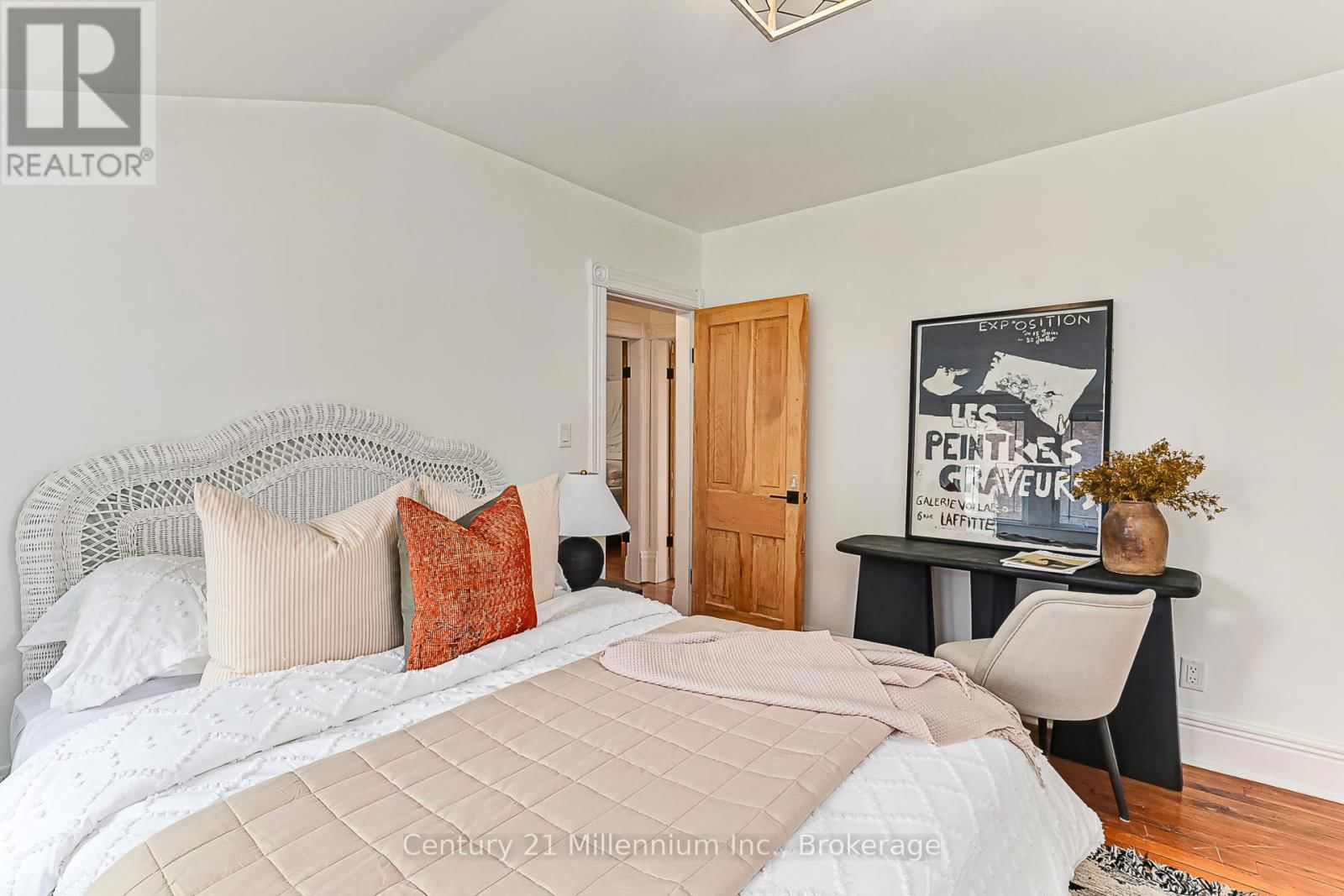 285 MAPLE STREET Image 39
