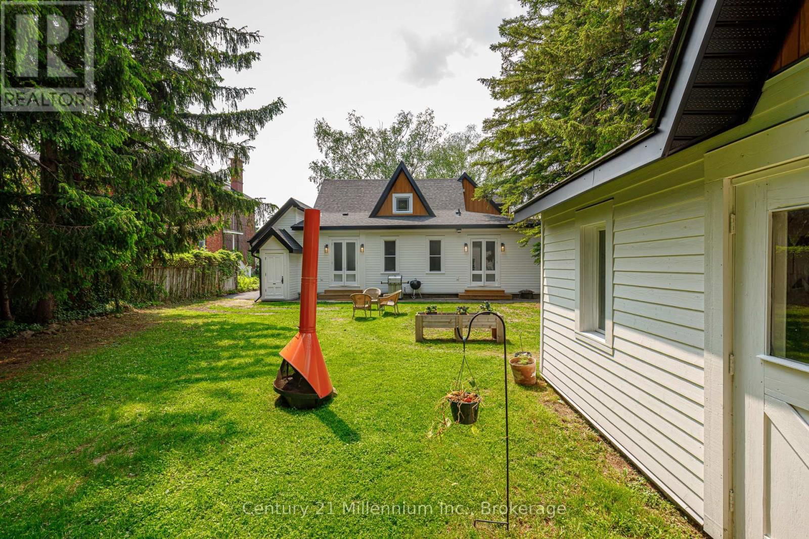 285 MAPLE STREET Image 49