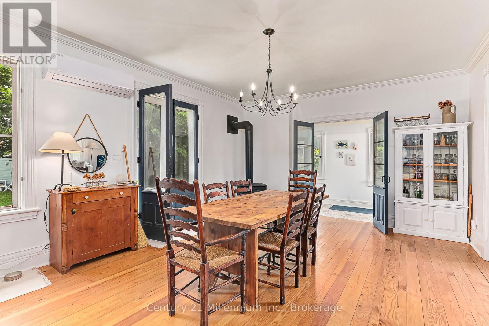 285 MAPLE STREET Image 7