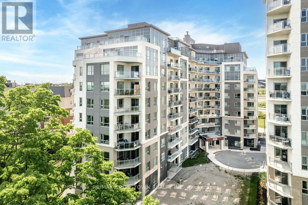 716 - 58 LAKESIDE TERRACE Image 3
