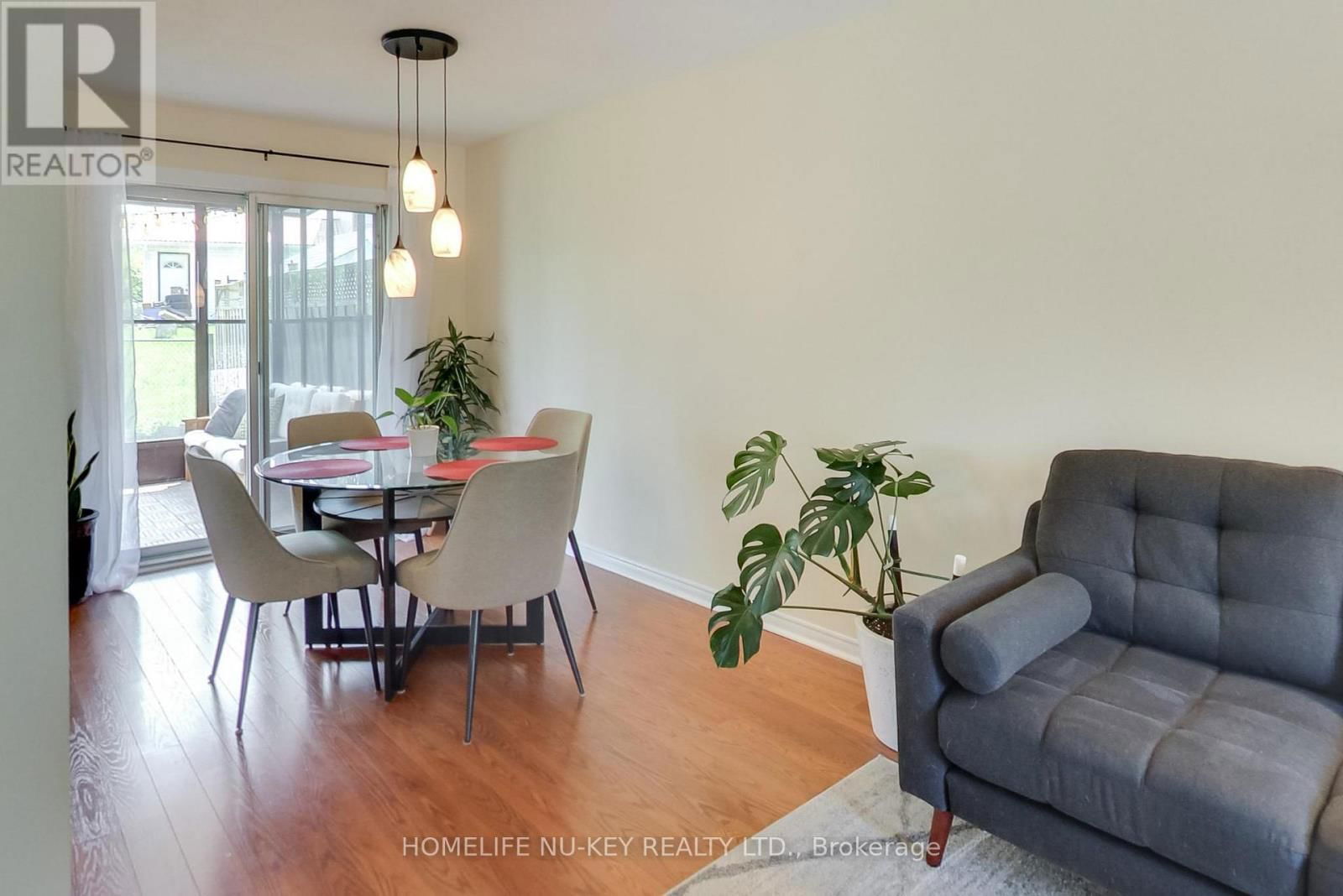 219 CUNDLES ROAD WEST Image 11
