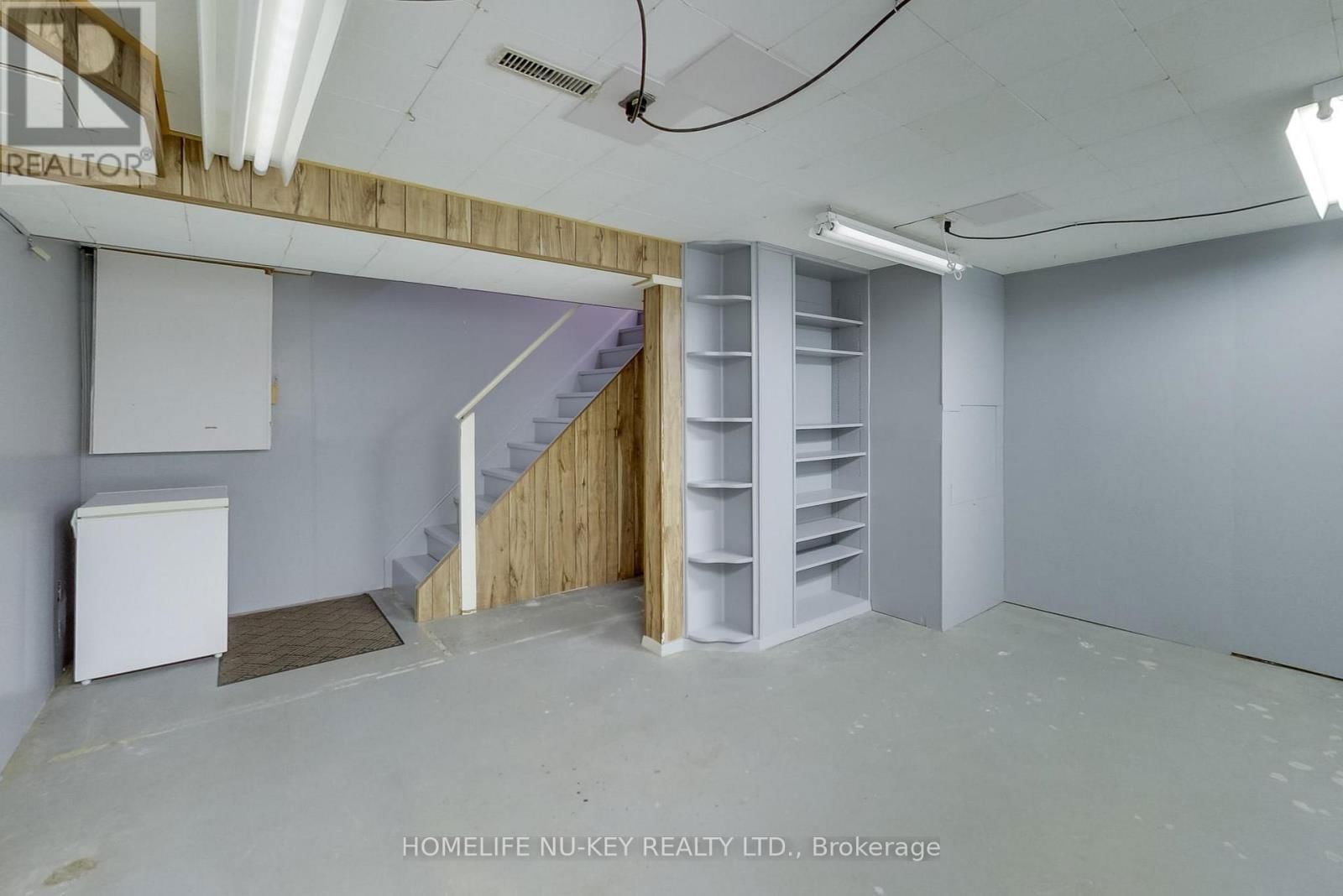 219 CUNDLES ROAD WEST Image 30