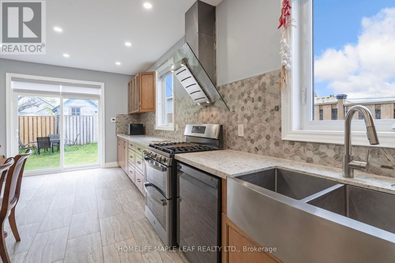 17 MIDDLEBROOK ROAD Image 11
