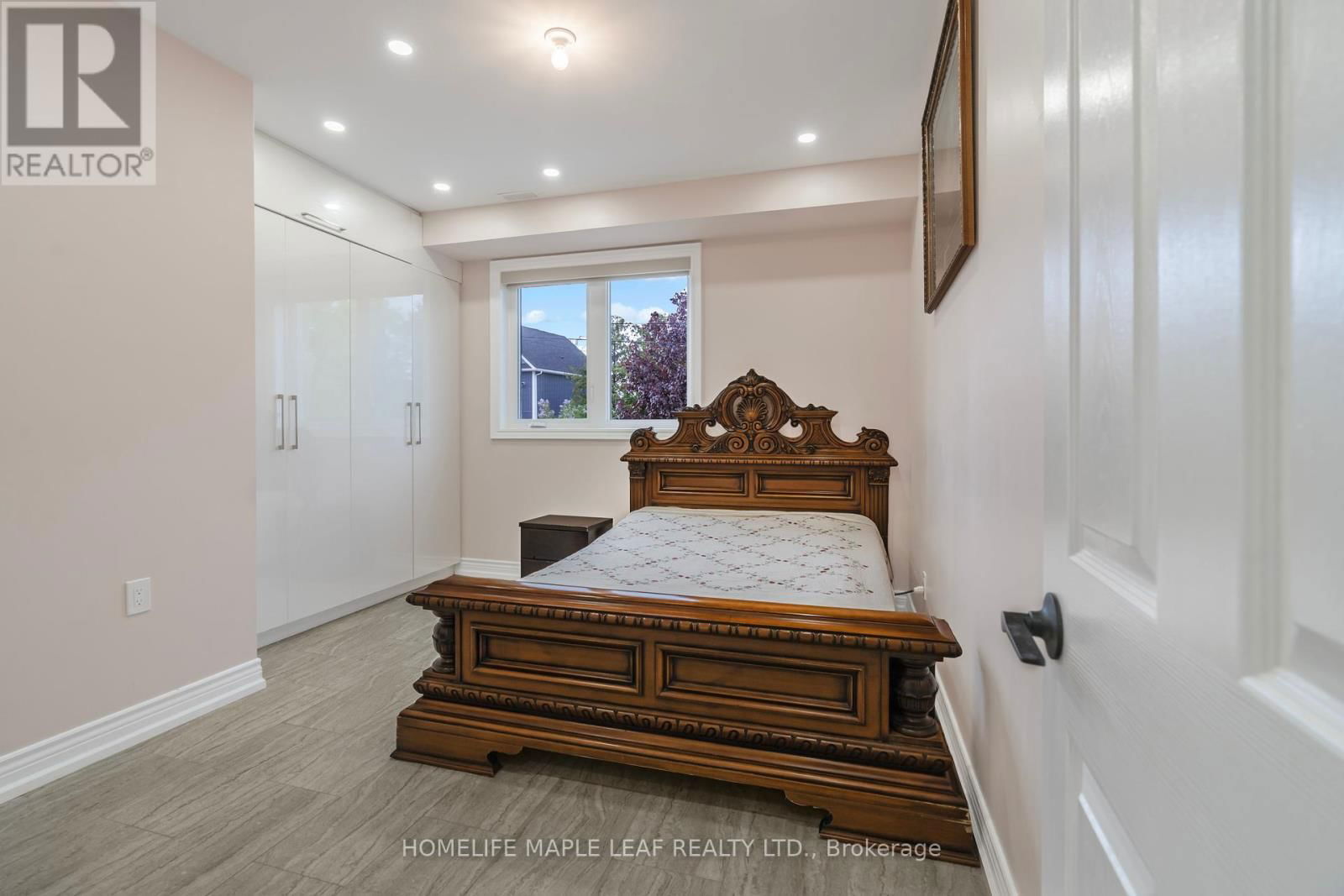 17 MIDDLEBROOK ROAD Image 20