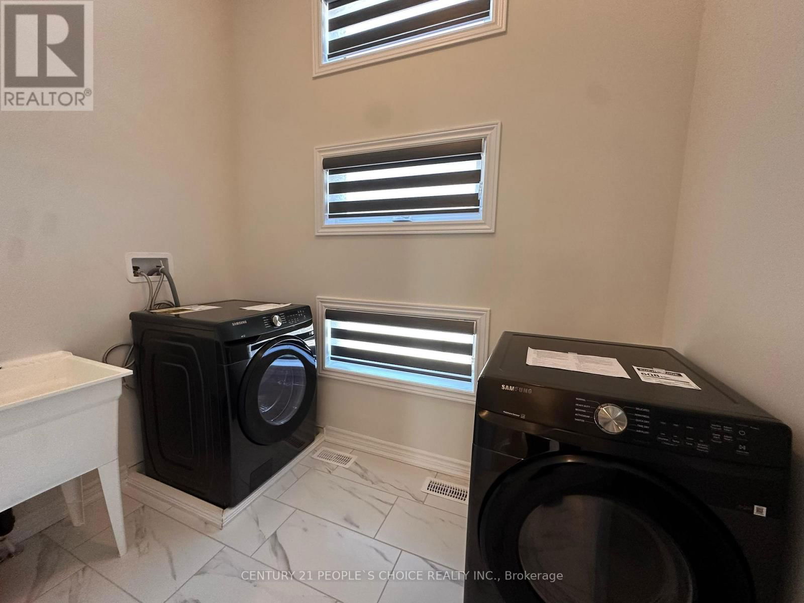 82 SUN VALLEY AVENUE Image 17
