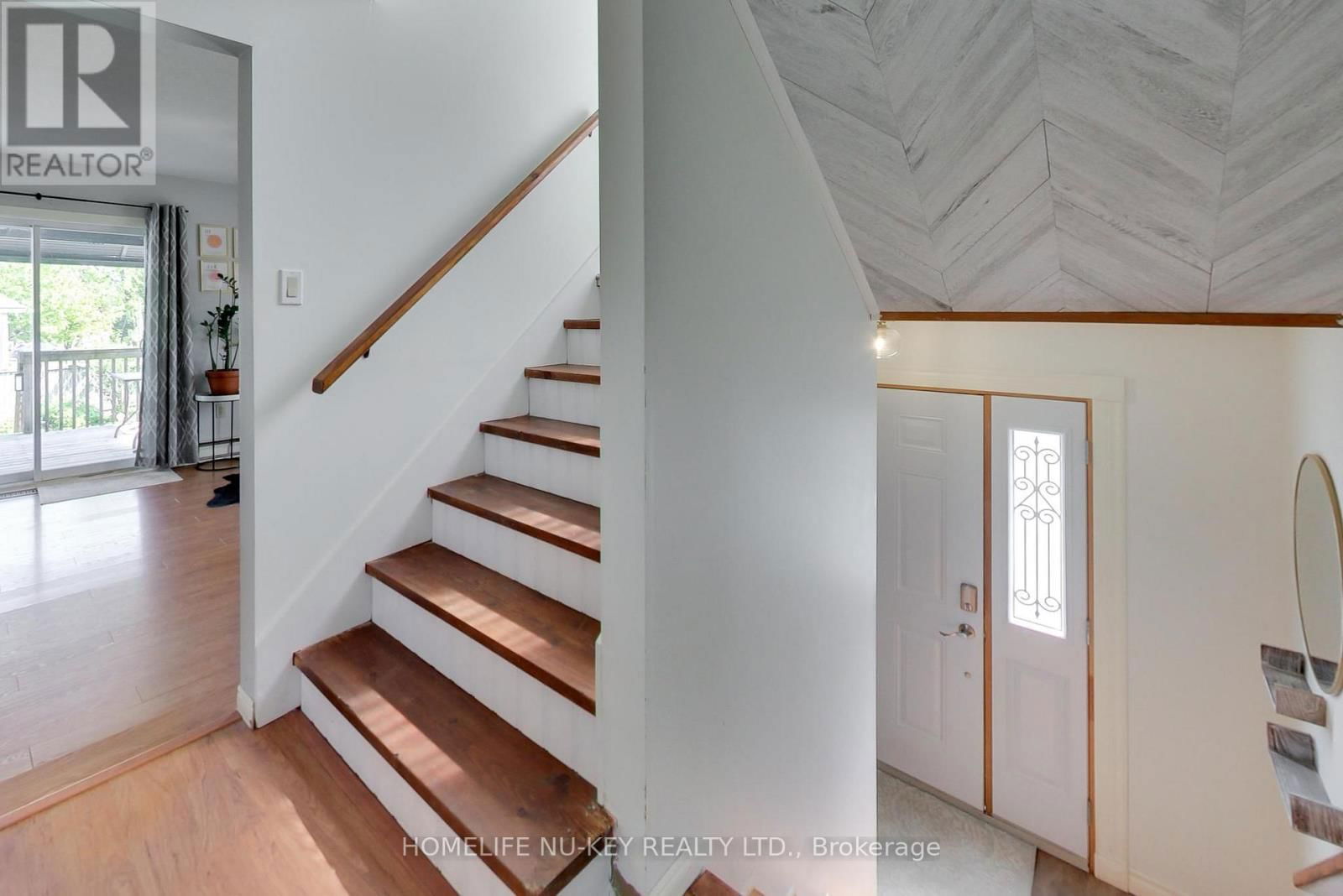 3337 BECKETT PLACE Image 14