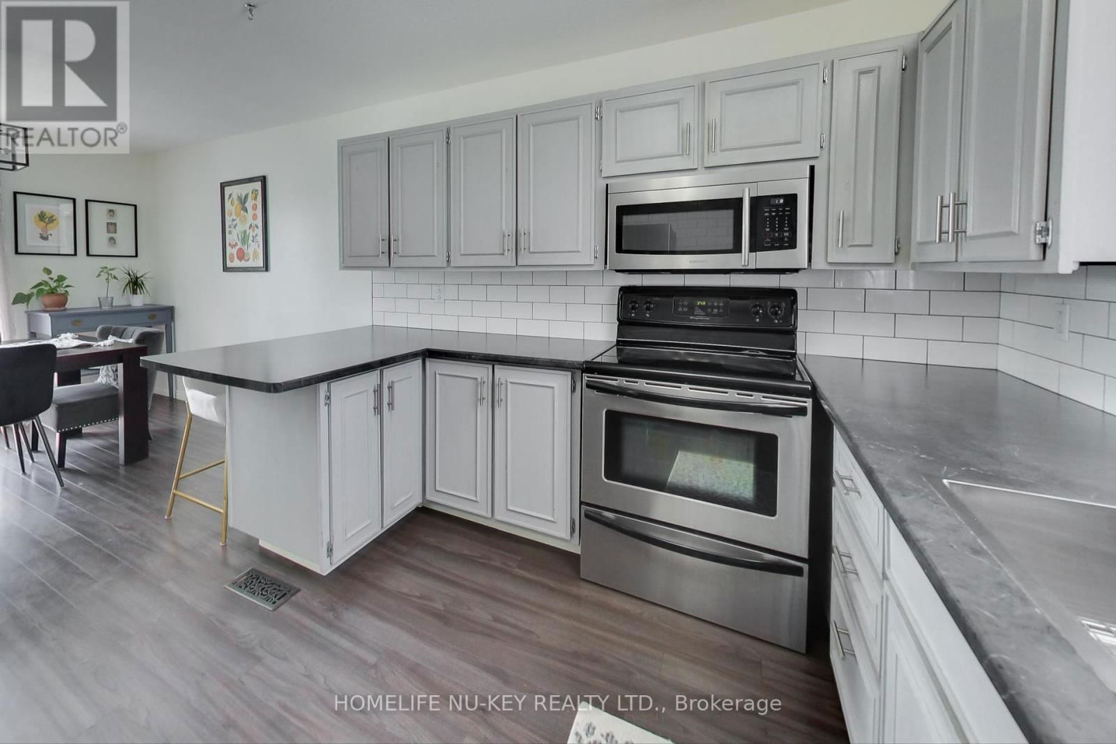 3337 BECKETT PLACE Image 21