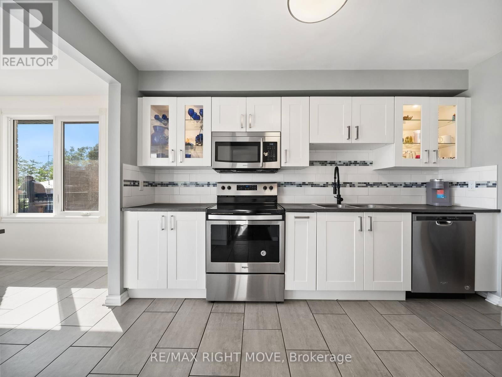 2 CHESTNUT PLACE Image 10