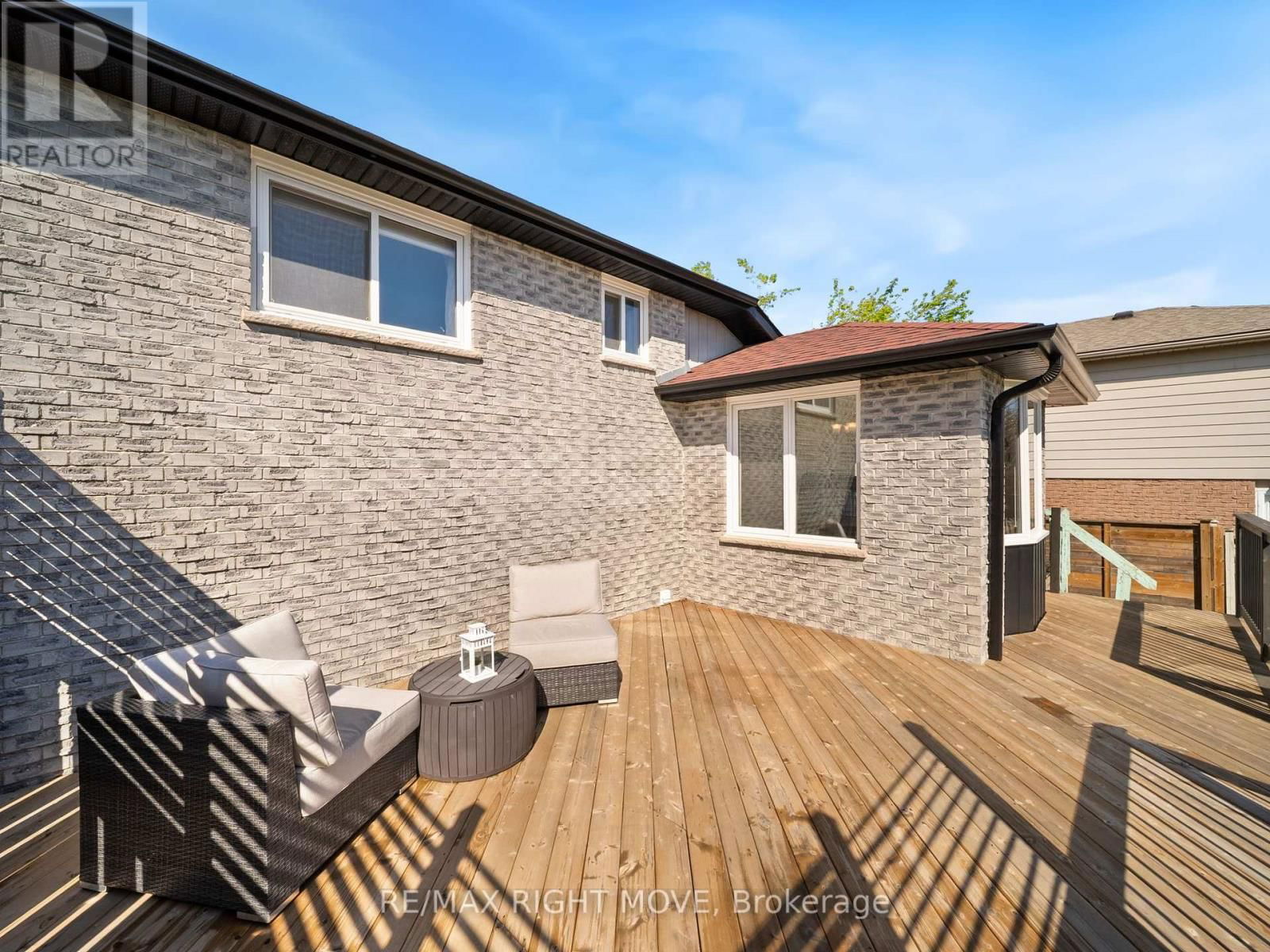 2 CHESTNUT PLACE Image 17