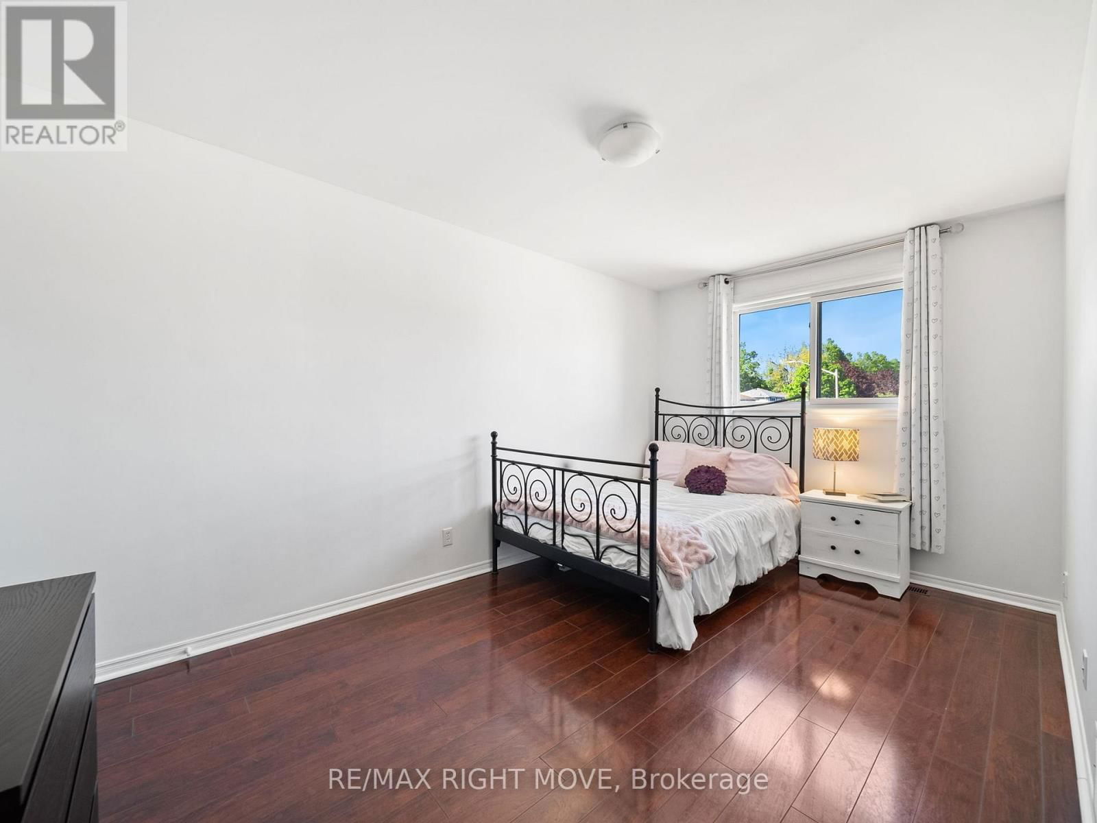 2 CHESTNUT PLACE Image 33