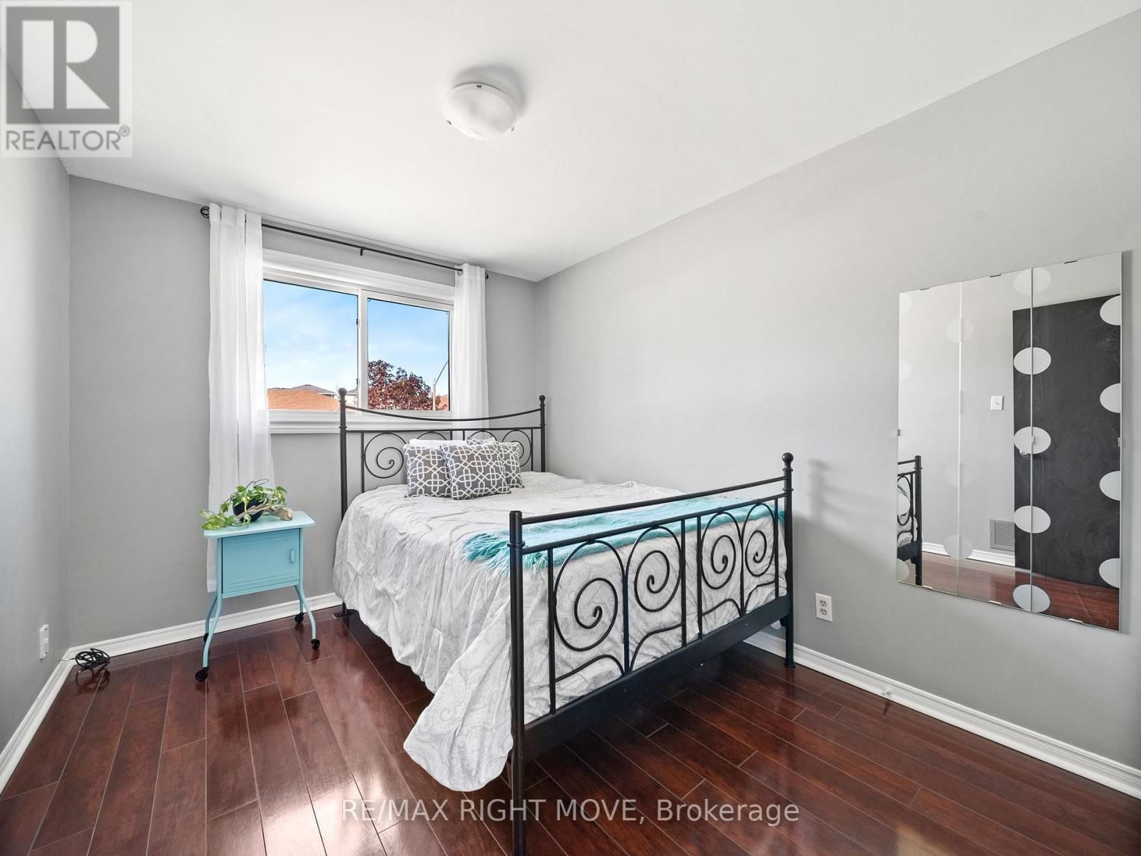 2 CHESTNUT PLACE Image 35