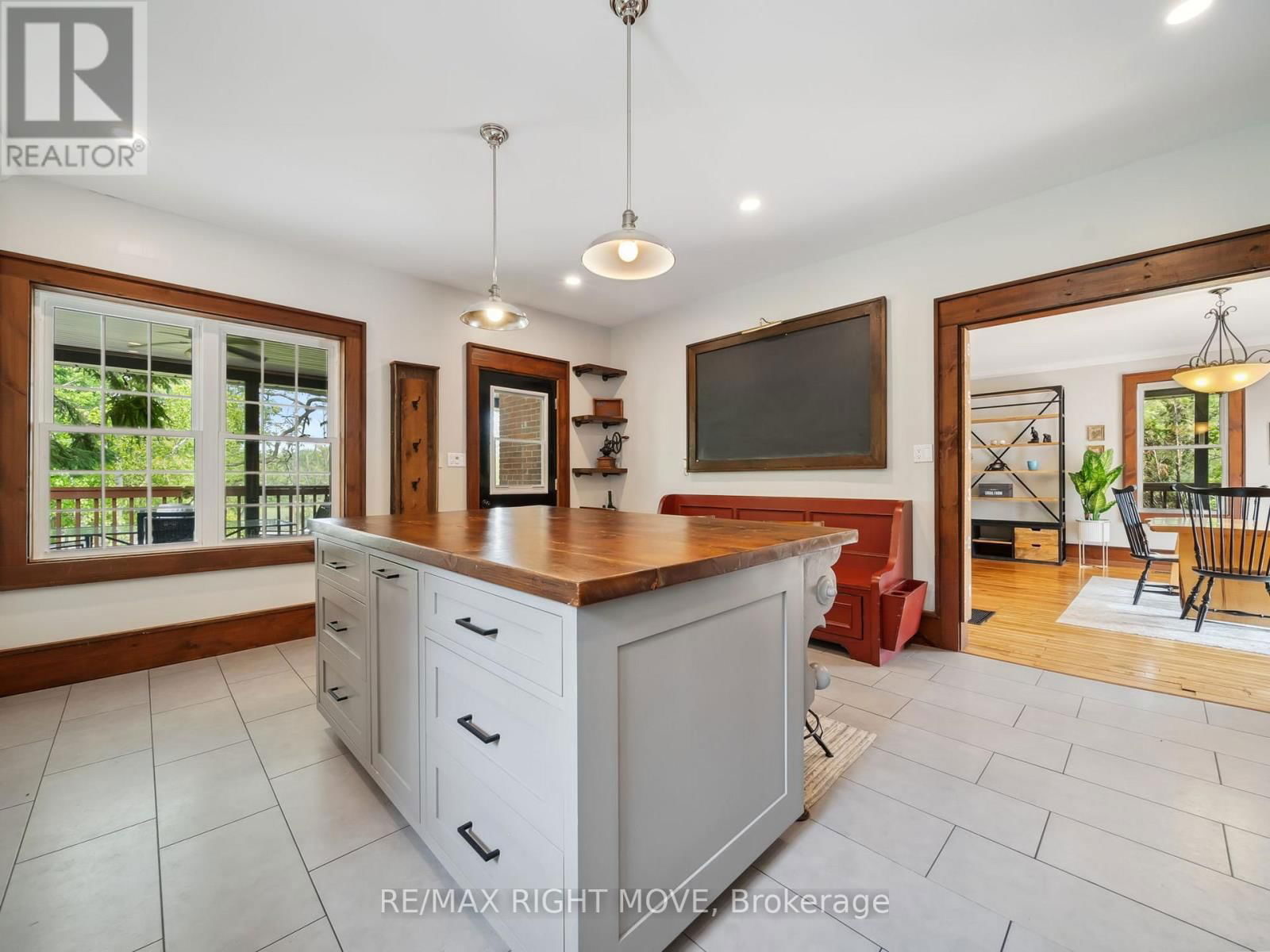 3062 TOWNLINE RR5 TOWNLINE Image 16