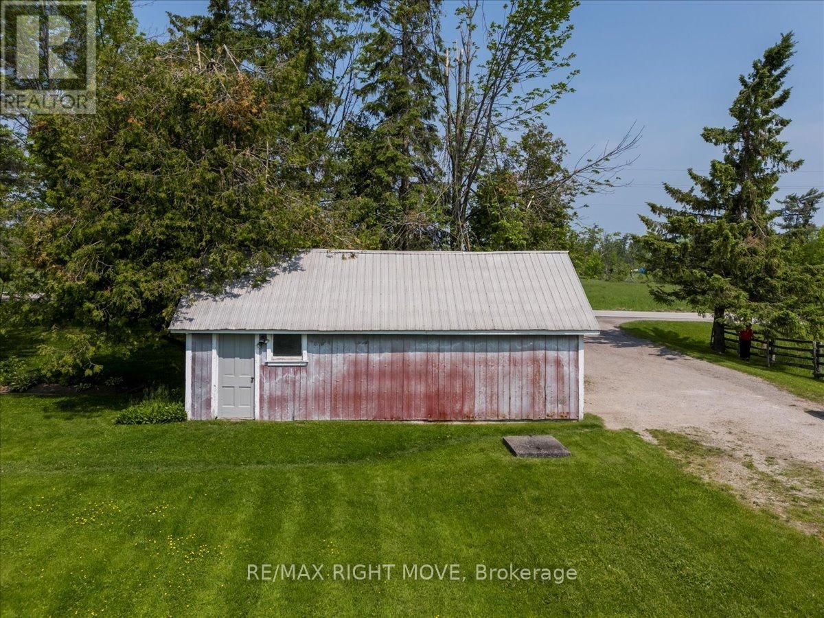 2529 OLD BARRIE ROAD EAST Image 23