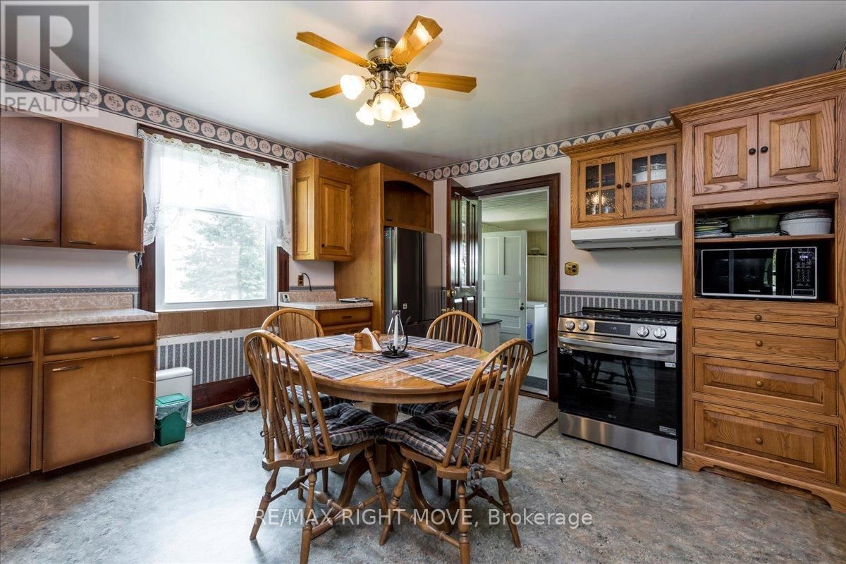 2529 OLD BARRIE ROAD EAST Image 8