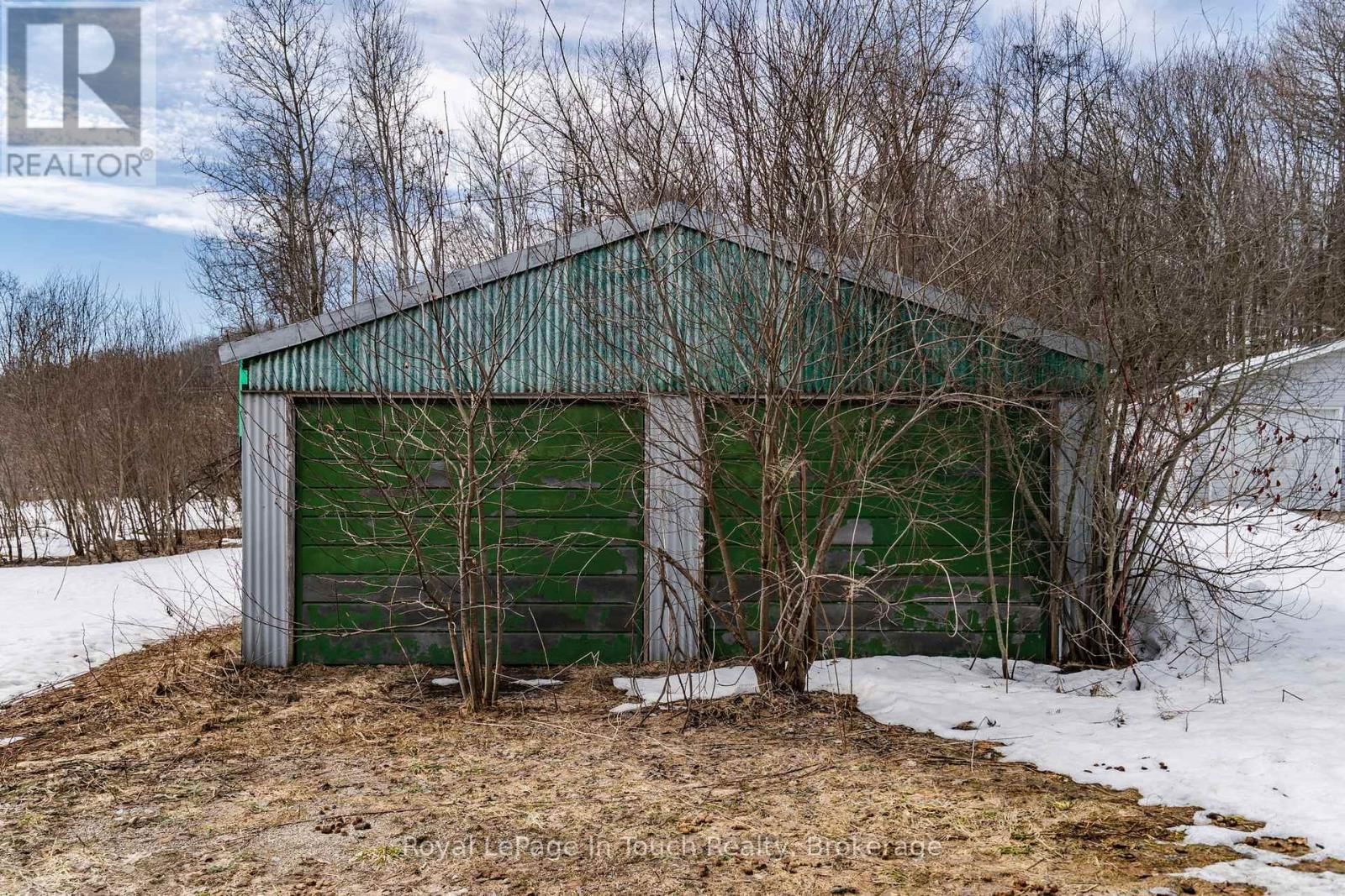 204 GIANETTO DRIVE Image 11