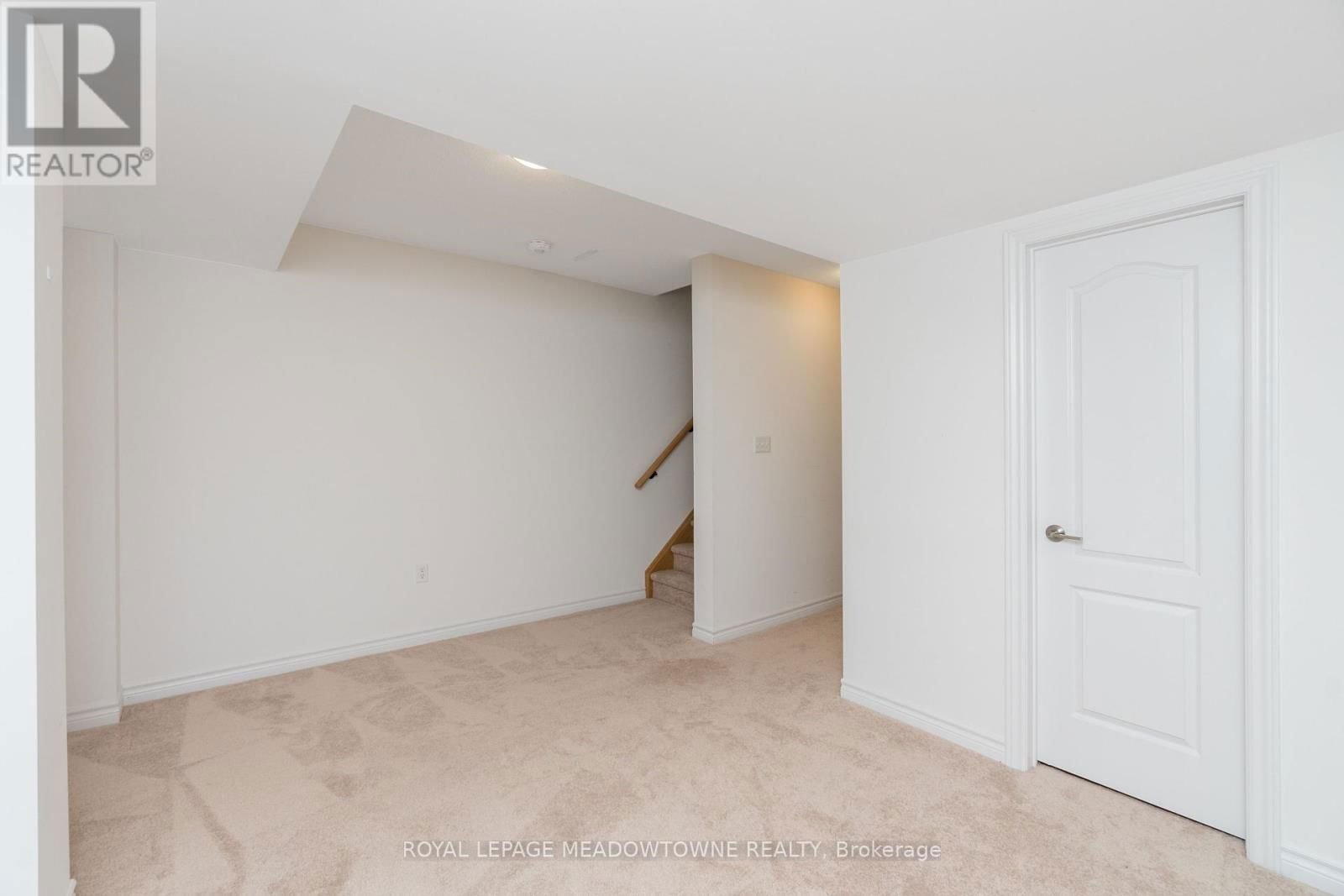 17 ANDEAN LANE Image 6