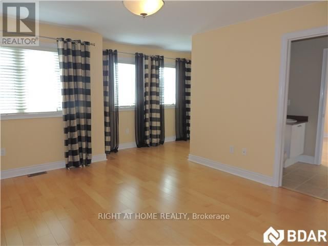 42 WESTMINSTER CIRCLE Image 10