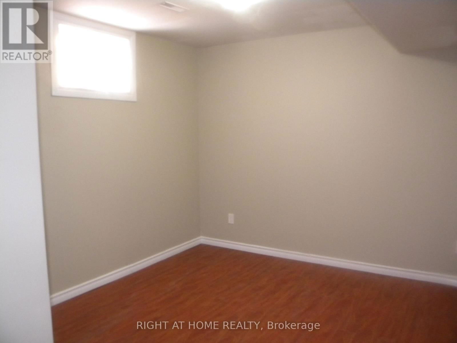 42 WESTMINSTER CIRCLE Image 16