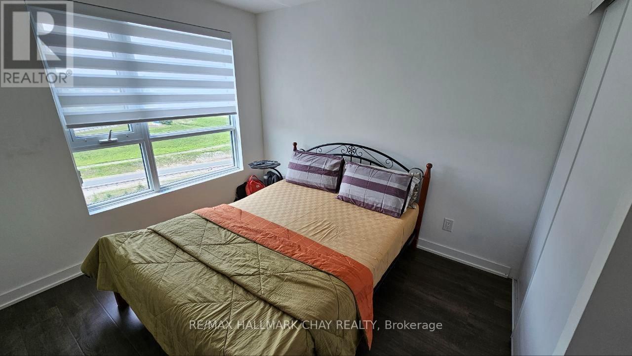 1012 - 56 LAKESIDE TERRACE Image 15