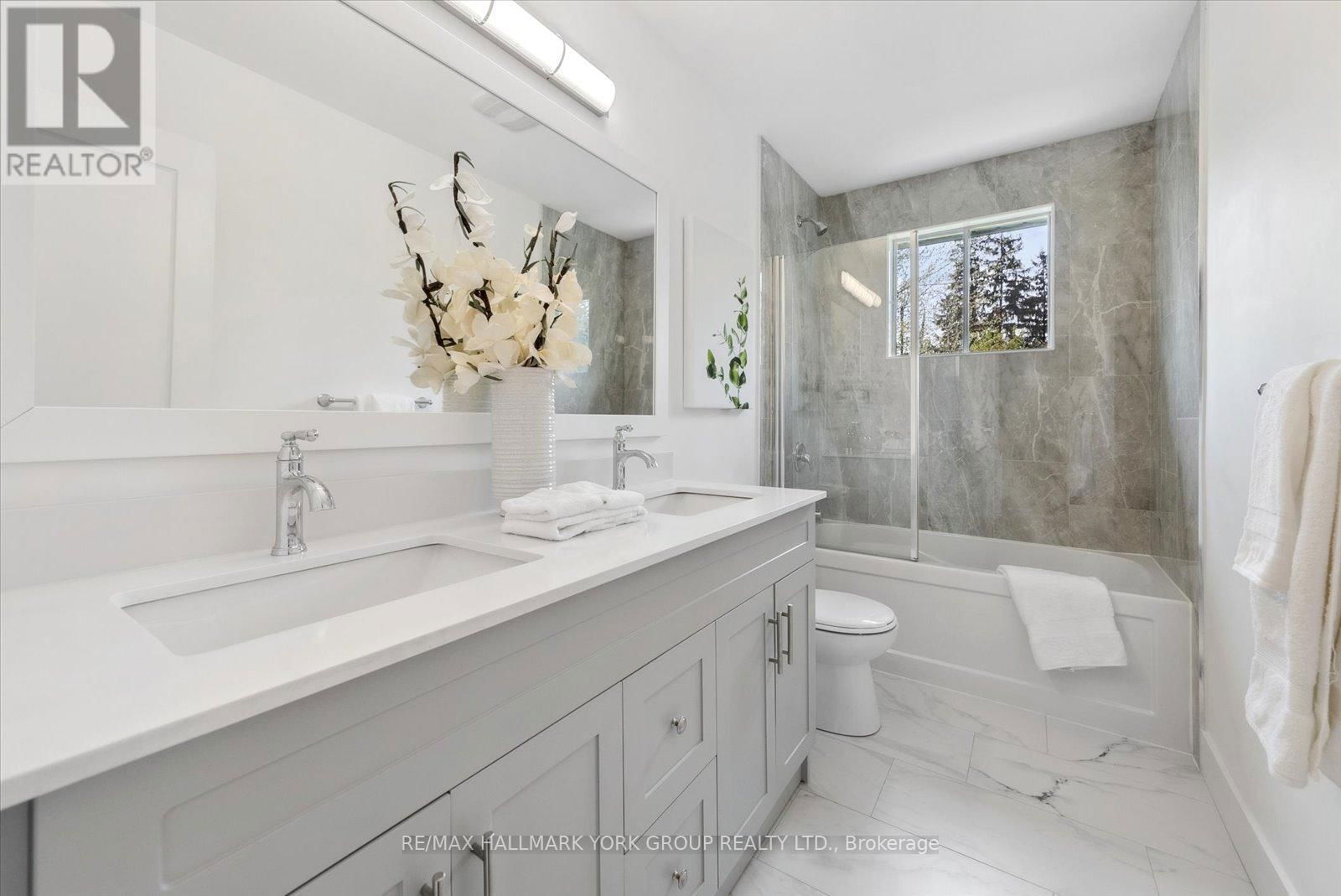 352 ANNE STREET NORTH Image 20