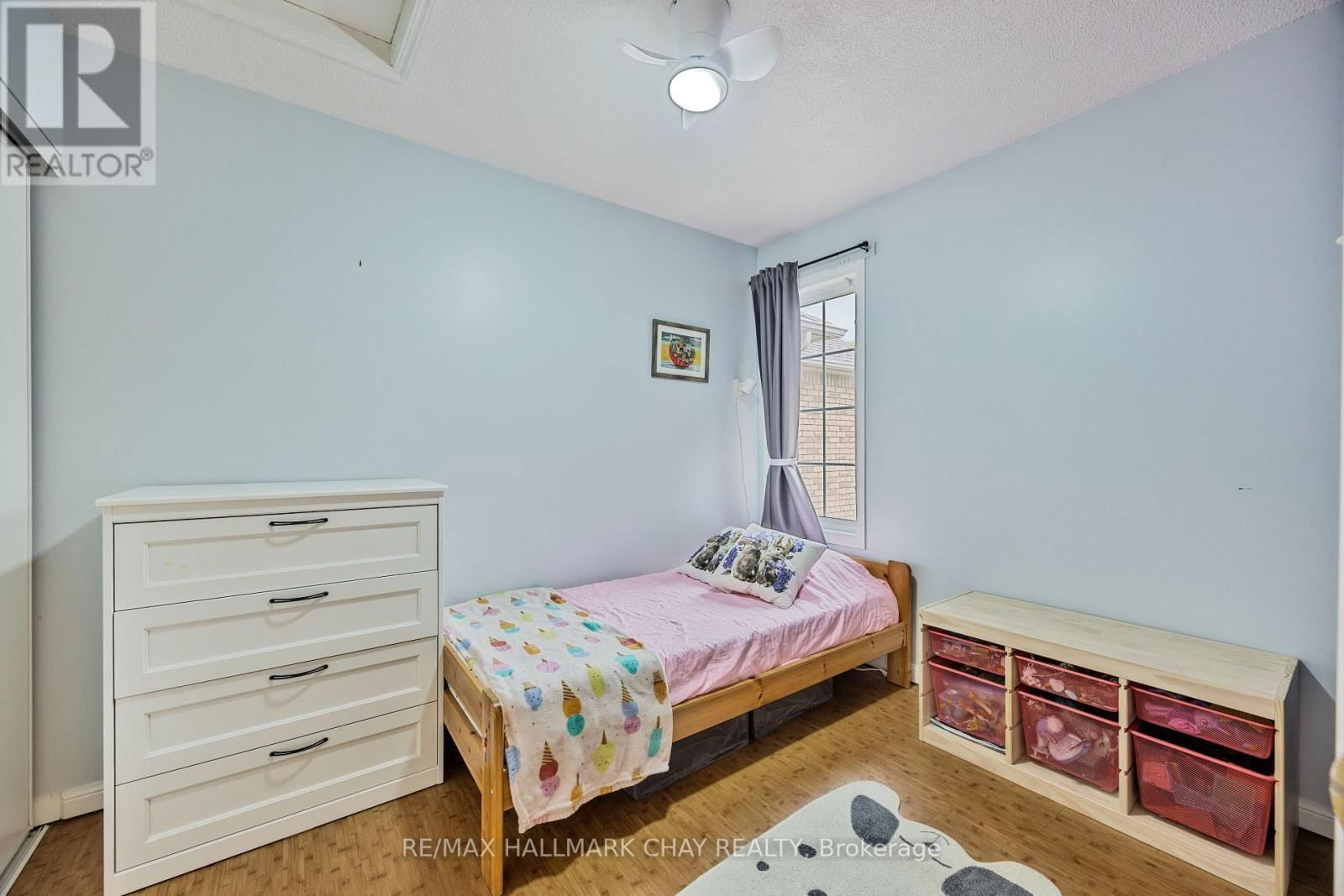 87 HAWTHORNE CRESCENT Image 20