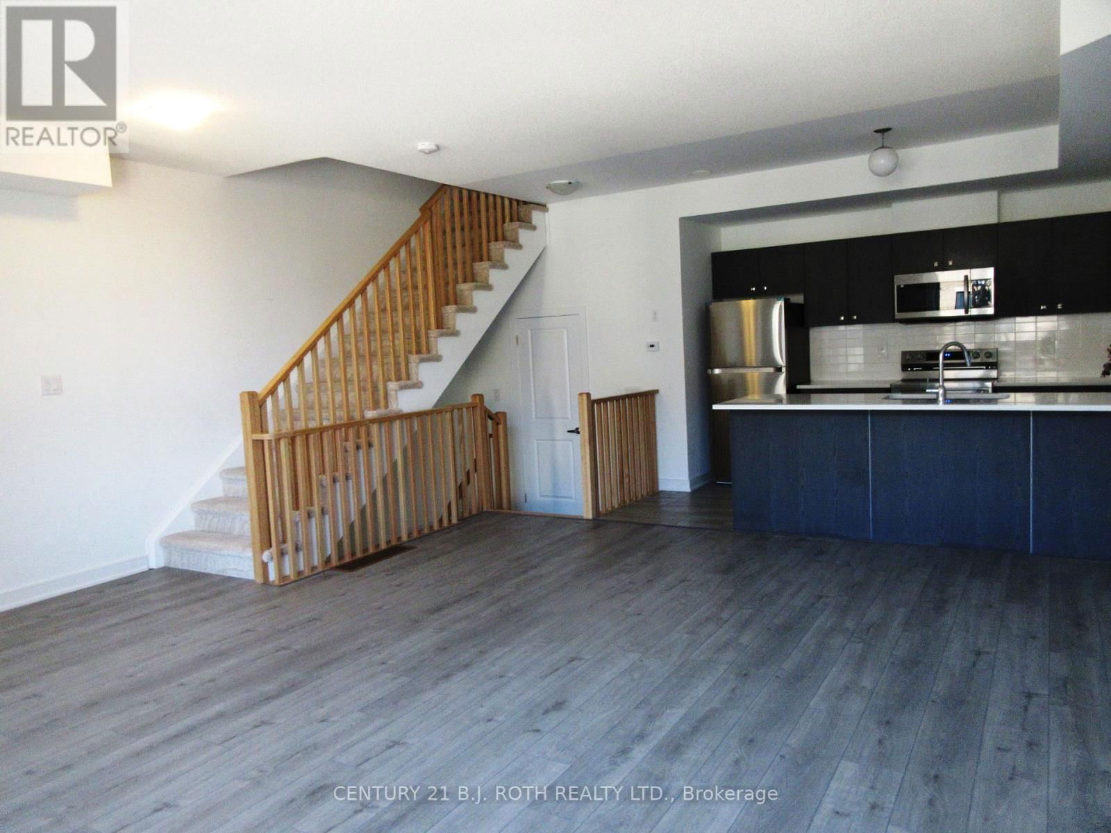 44 RED MAPLE LANE Image 3