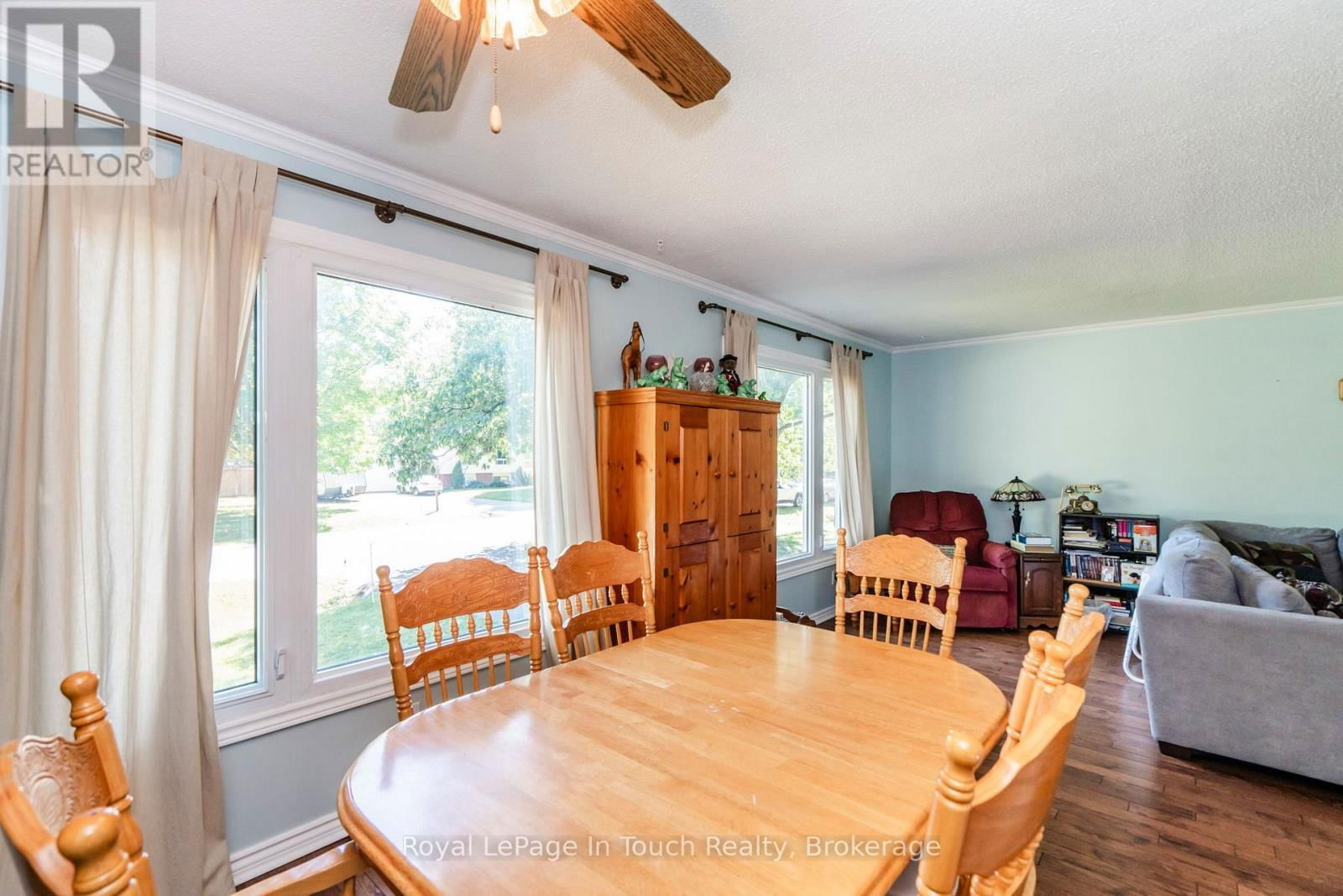 35 DORCAS AVENUE Image 10