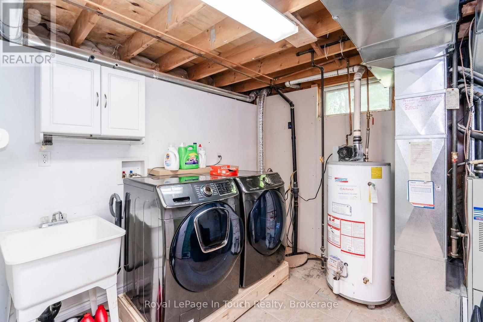 35 DORCAS AVENUE Image 21
