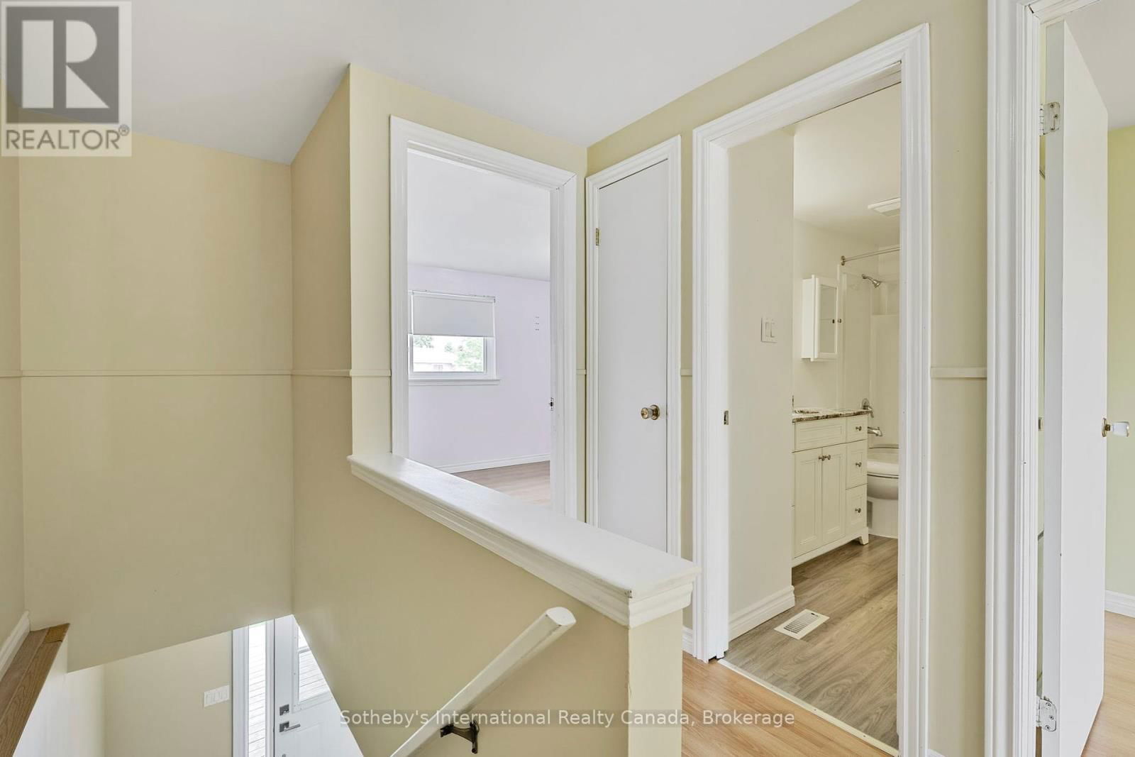 26 CHRISTIE CRESCENT Image 18